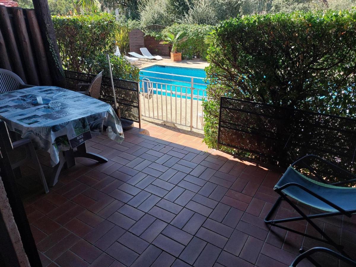 Apartamento L'Ensoleillade Fréjus Exterior foto